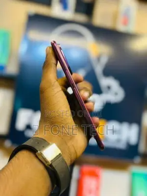 Vivo V60e 8GB 256GB (Used)