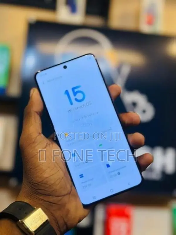 Vivo V60e 8GB 256GB (Used)
