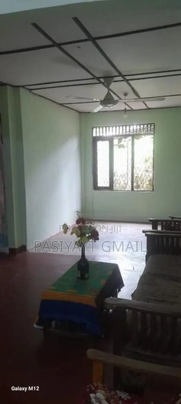 House for Sale in Mawathagama