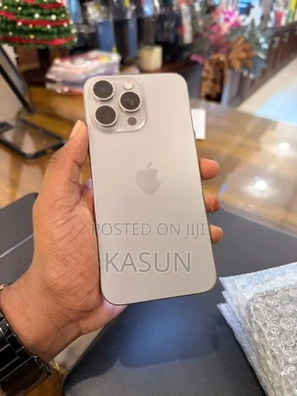 Apple iPhone 15 Pro (Used)