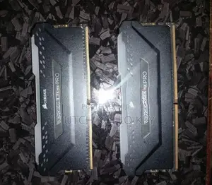 Corsair Vengeance RGB Pro RAM 16GB ( 3200mhz )