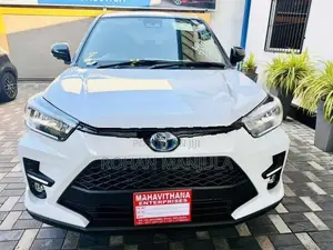Toyota Raize HYBRID Z BSM 2026