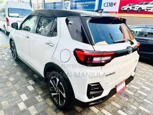 Toyota Raize HYBRID Z BSM 2026