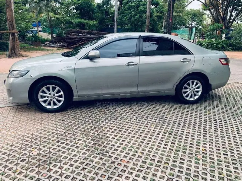 Toyota Camry 2011