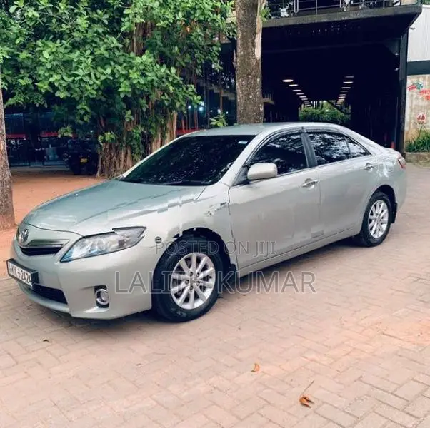 Toyota Camry 2011
