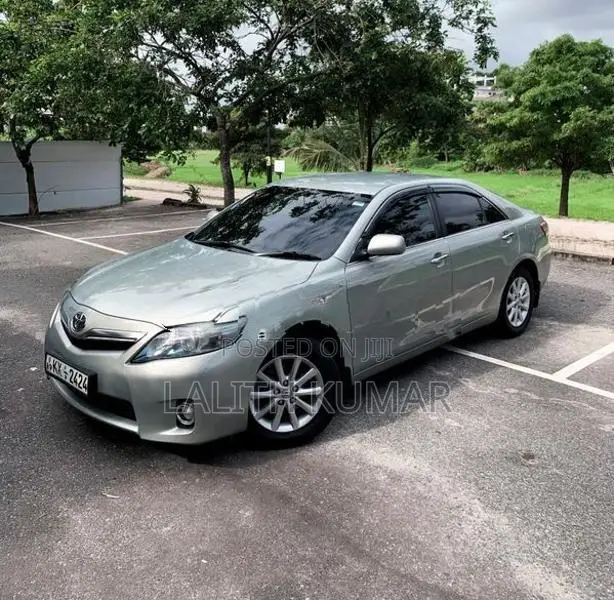 Toyota Camry 2011