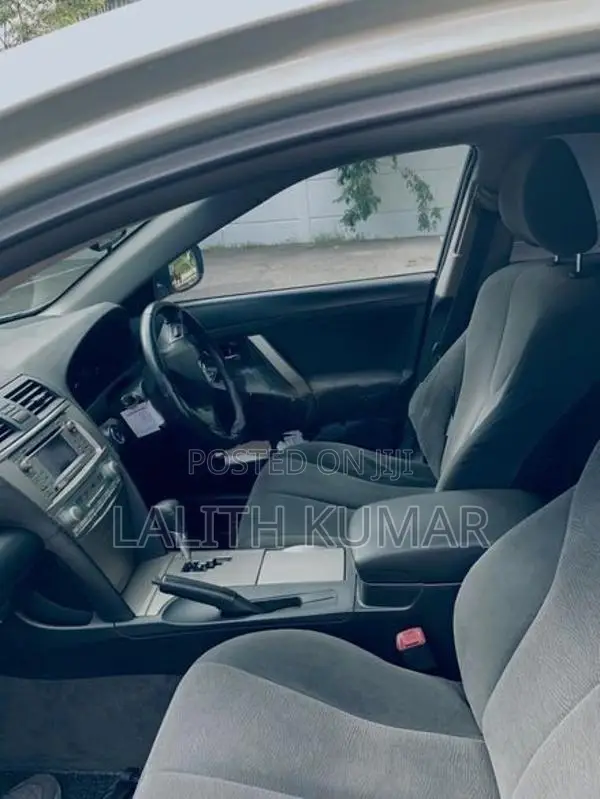 Toyota Camry 2011