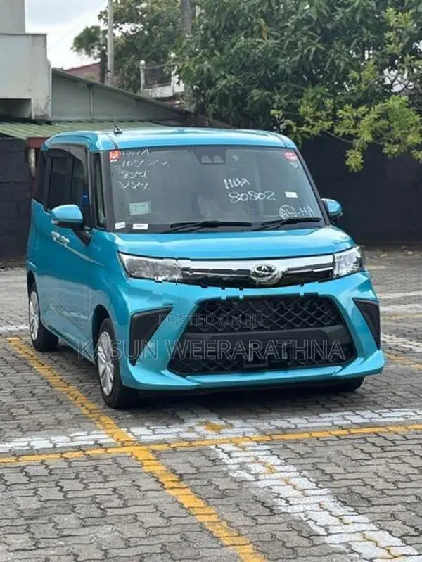 Toyota Roomy Custom G 2023