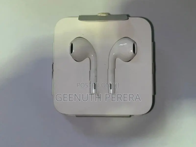 Apple iPhone Earphones
