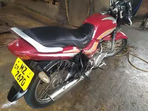 TVS Star City Plus 2006