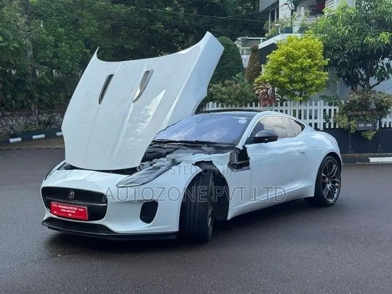 Jaguar F-Type P300 Sport Coupe 2019