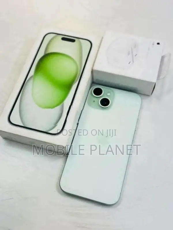 Apple iPhone 15 5G 256GB (Used)
