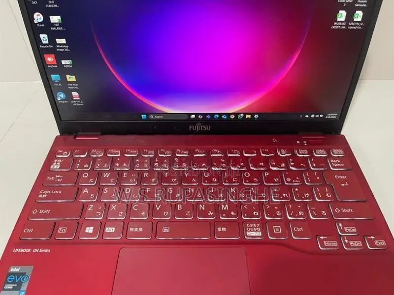 Fujitsu 11th GEN Intel Core i7-1165G7