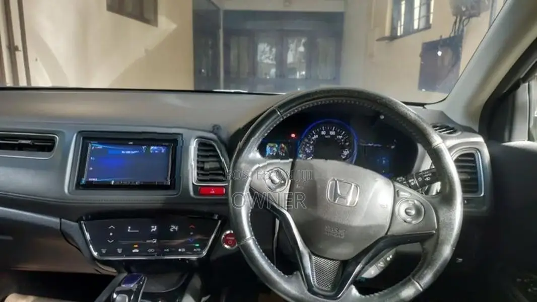 Honda Vezel X Grade 2014