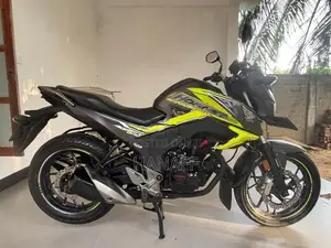 Honda Hornet X Blade 2019