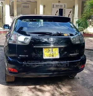 Toyota Harrier 240G 2005