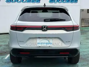 Honda Vezel Z Play 2025