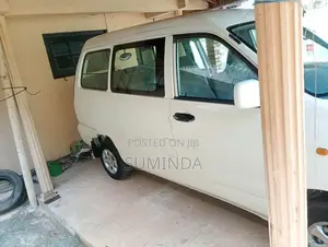 Toyota KR42V DX 2006
