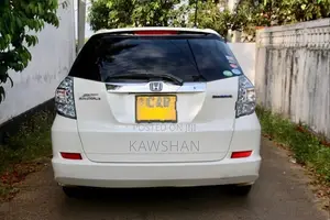 Honda Fit Shuttle GP2 2013