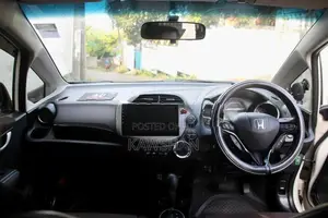 Honda Fit Shuttle GP2 2013