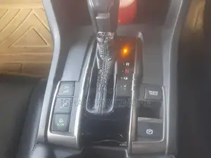 Honda Civic EX 2018