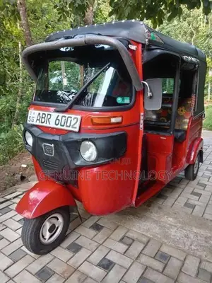 Bajaj RE 2011