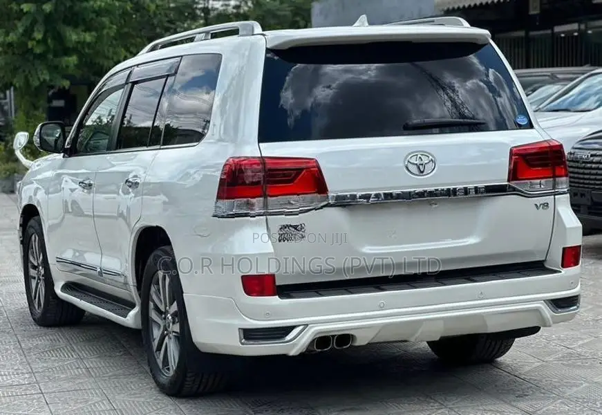 Toyota Land Cruiser Sahara V8 ZX 2010