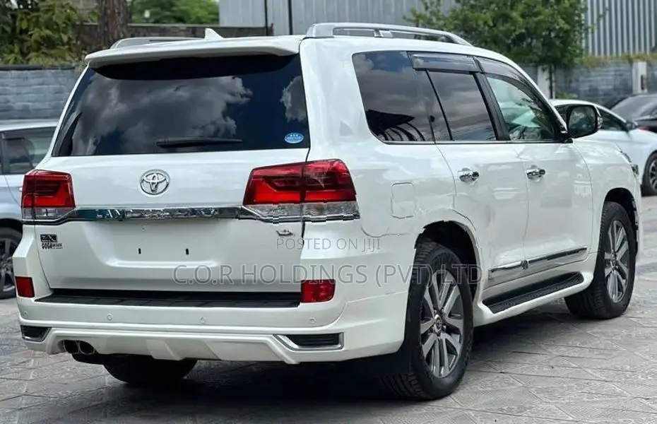 Toyota Land Cruiser Sahara V8 ZX 2010