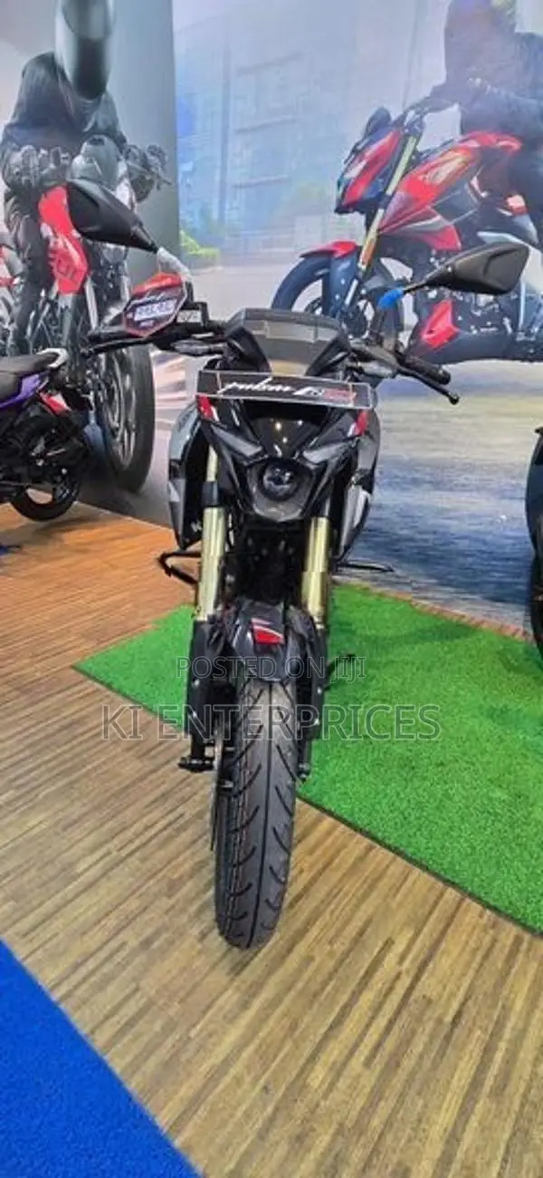 Bajaj Pulsar N160 Premium 2026