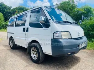 Mazda Bongo 2005
