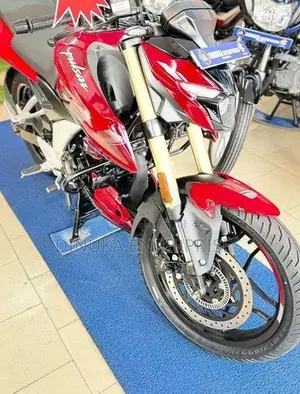 Bajaj Pulsar N160 Premium 2026