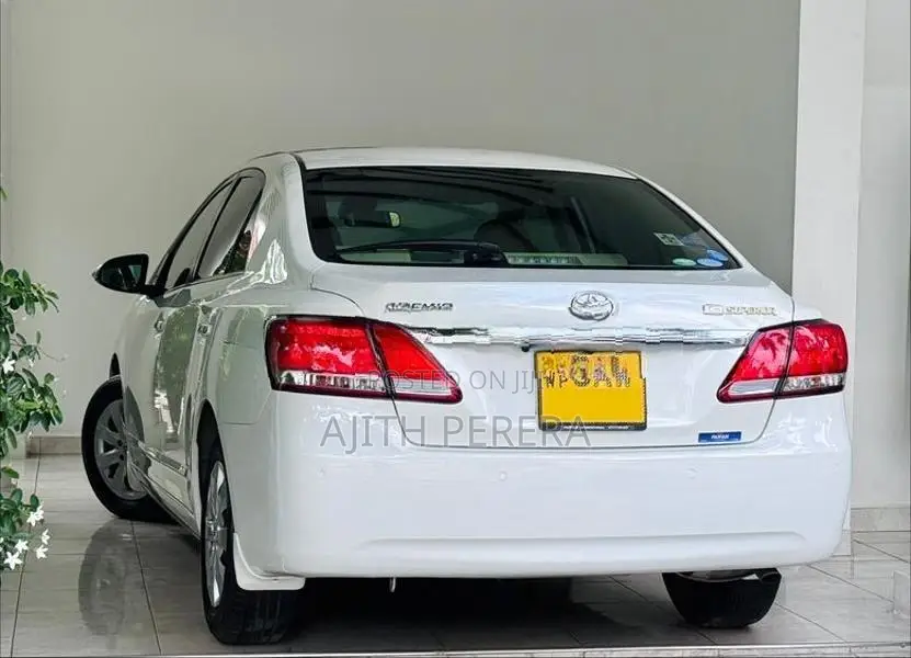 Toyota Premio G SUPERIOR 2017