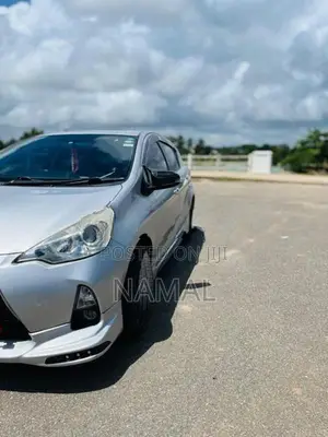 Toyota Aqua 2012