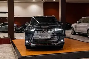 Lexus LX600 Sport Luxury 2025
