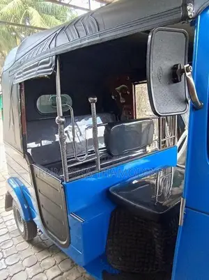 Bajaj RE 2003
