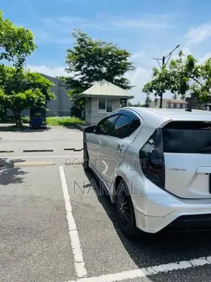 Toyota Aqua 2012