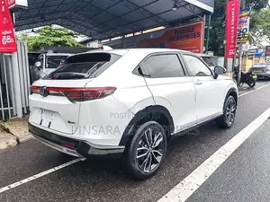 Honda Vezel Z Premium 2025