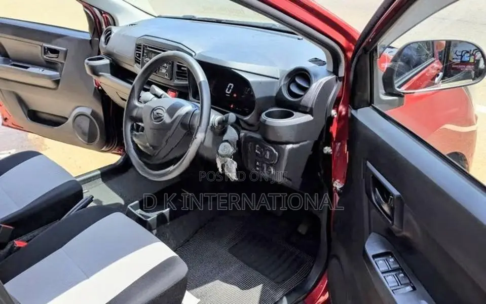 Daihatsu Mira L Grade 2024