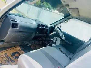 Mazda Bongo 2005