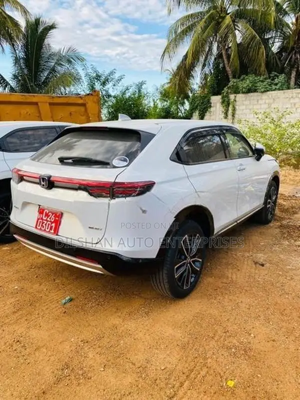 Honda Vezel Z Premium 2025