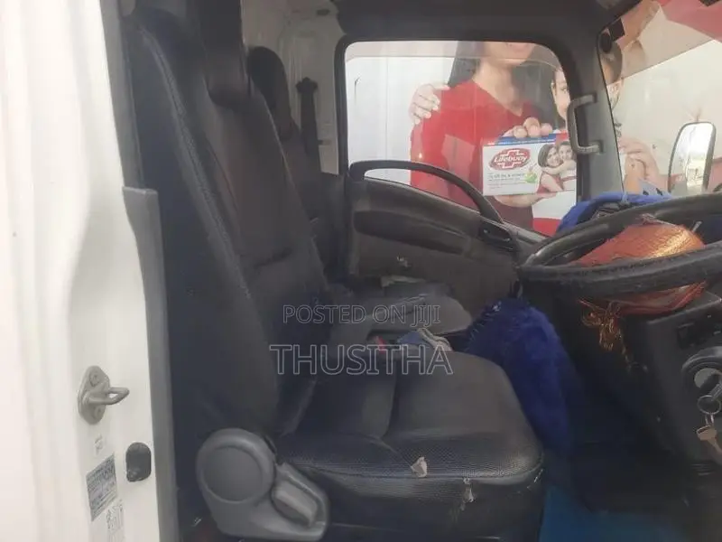 Isuzu Elf Freezer Truck 2012