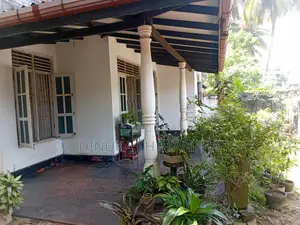 2bdrm House in Siyambalape Waththa, Delgoda for rent