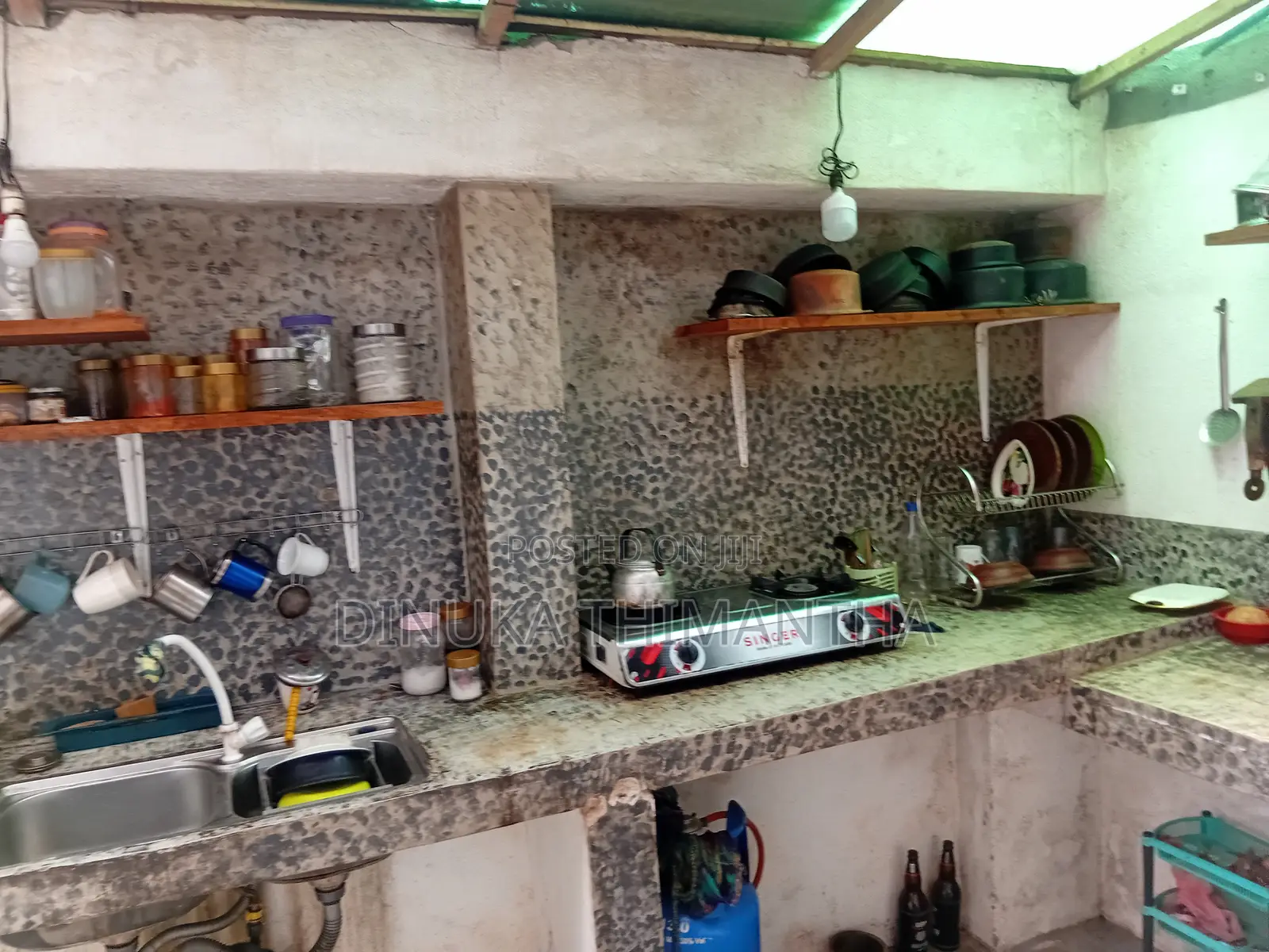 2bdrm House in Siyambalape Waththa, Delgoda for rent