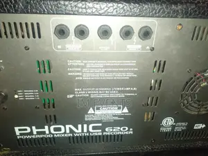 Phonic Powerd Mixer