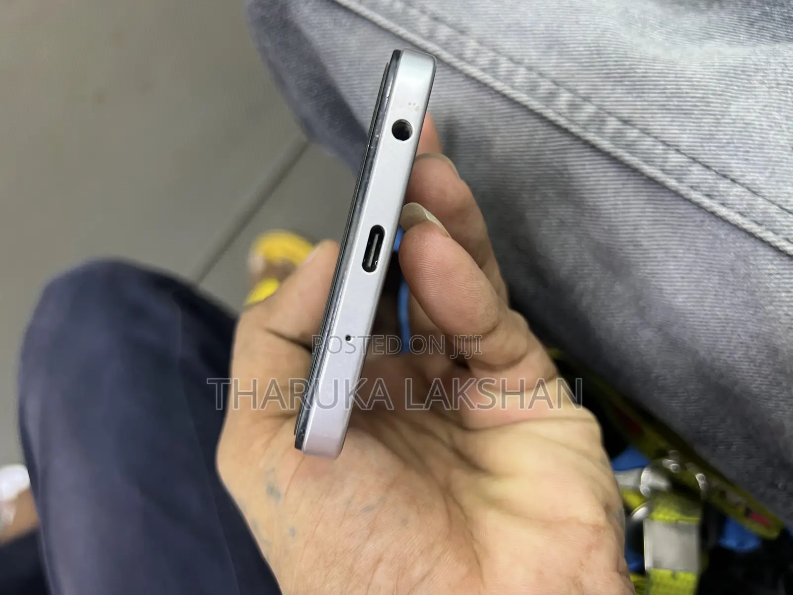Vivo Y04 256 GB Purple