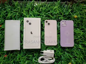 New Apple iPhone 13 128 GB White