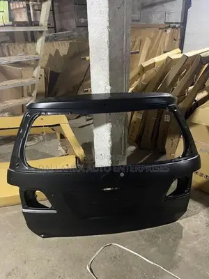 Toyota Fortuner Dicky Door Panel