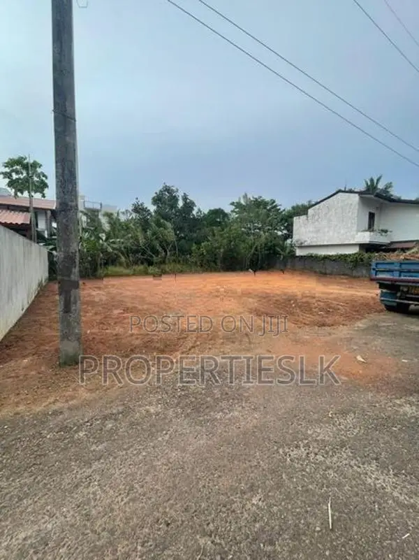 Colombo Lands and Houses For Sale