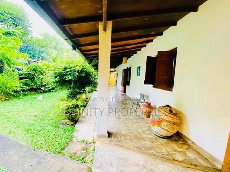 08 P Land Sale At Facing Salawa Rd, Nugegoda