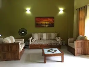 5 Bedroom 2700 Sqft House for Sale in Hokandara (SH 15060)